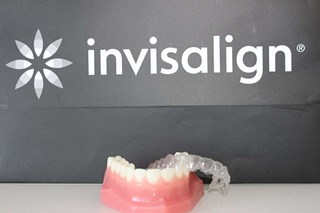 behandlingar-invisalign-768x512.jpg