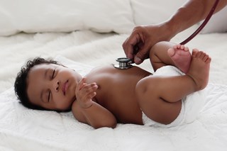 Bebis stetoskop beskuren.jpeg