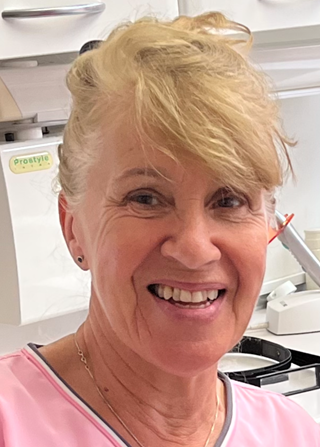 Anette tandsk&ouml;terska.PNG