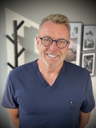Peter Backteman, Leg. tandläkare
