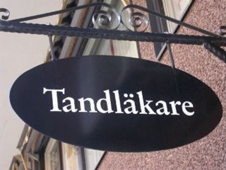 Tandl&auml;karskylt.jpg